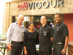 Suncoast Casino - CafÃ© Vigour opens its doors. Mike Dowsley -  Suncoast Executive Director, Puroshini Naidoo â€