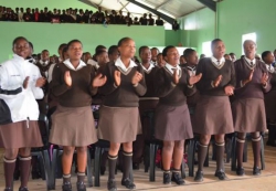 Ezemvelo Wildlife - Remote Kwazuluâ€Natal School Afforded Access To Computers